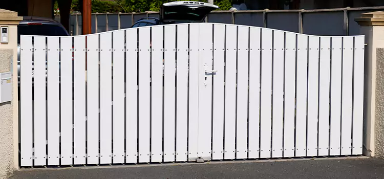 Why Choose Us for Residential Gate Repair in Brossard, QC?